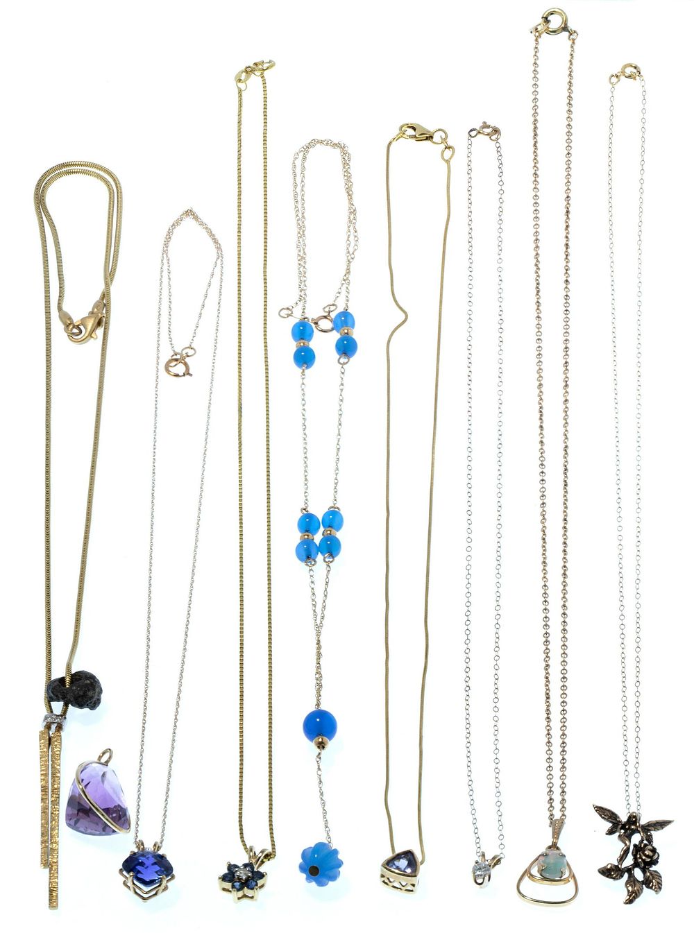 Lot 426: 14k Yellow Gold Necklace and Pendant Assortment