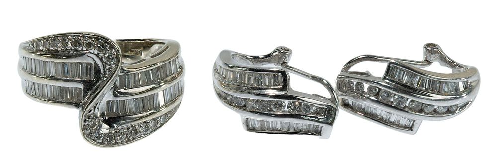 Lot 446: 14k White Gold and Diamond Jewelry Suite