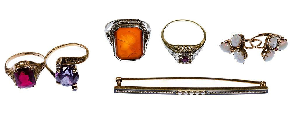 Lot 459: 14k and 10k Gold Jewelry Assortment