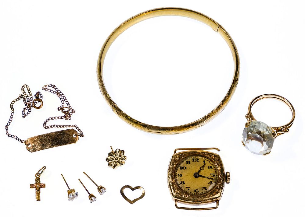 Lot 477: Mixed Gold Jewelry Assortment
