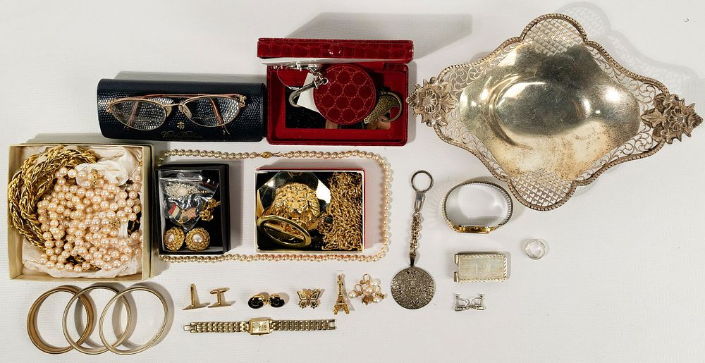 Lot 496: 14k Gold, Sterling Silver and Costume Jewelry