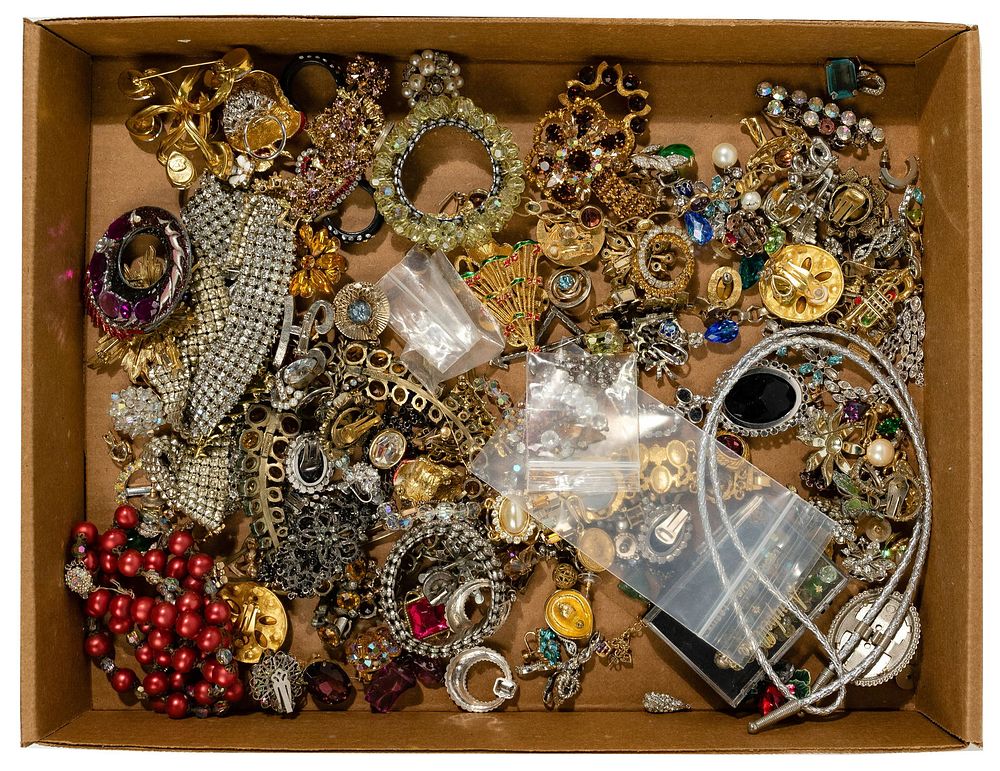 Lot 512: Rhinestone Jewelry Assortment