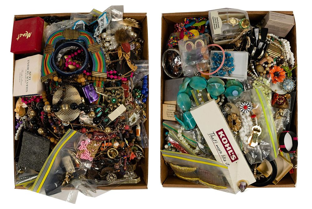 Lot 527: Costume Jewelry Assortment