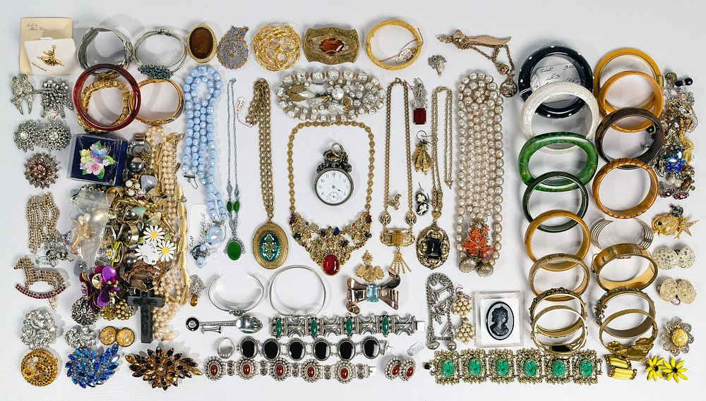 Lot 536: Sterling Silver, Designer, Rhinestone and Costume