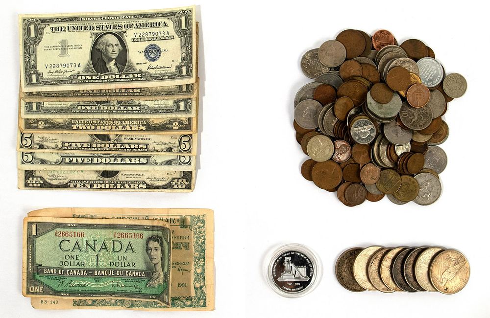 Lot 549: US and World Coin and Currency Assortment