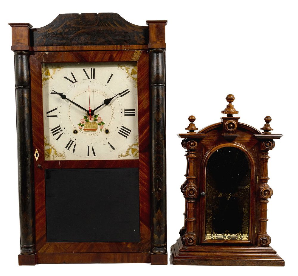 Lot 155: Seth Thomas Pillar and Scroll Shelf Clock