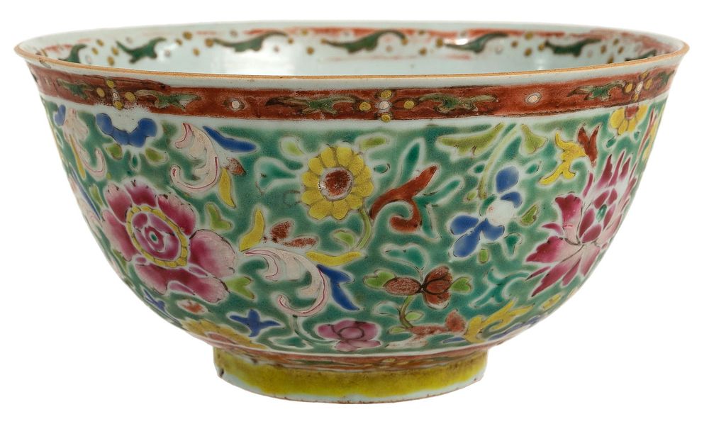 Lot 178: Siamese Benjarong Bowl