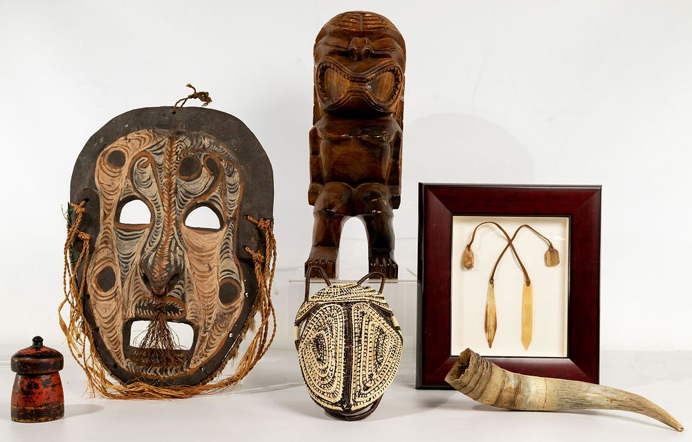 Lot 185: Ethnographic Object Assortment