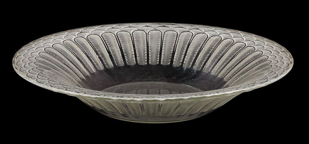 Lot 308: R. Lalique 'Jaffa' Crystal Bowl