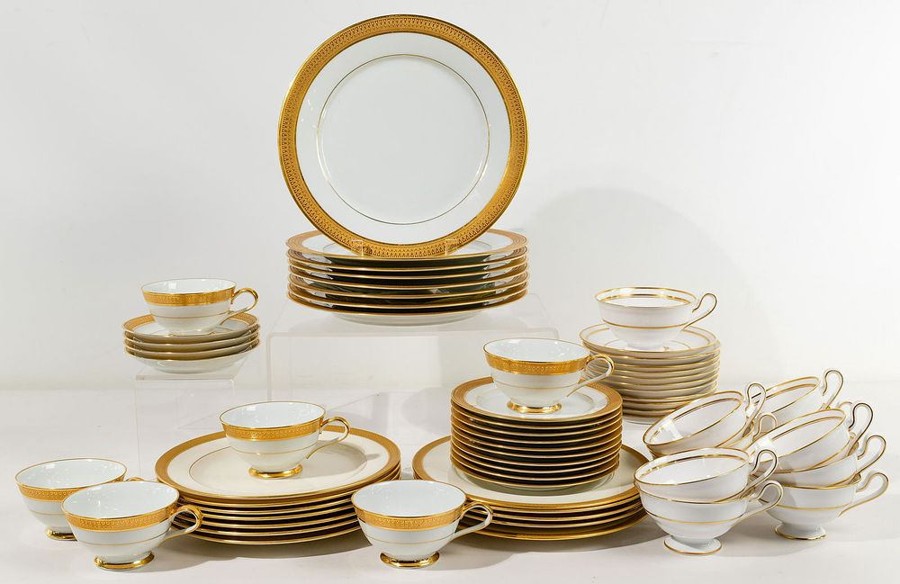 Lot 353: Lenox, Spode and Noritake China Assortment
