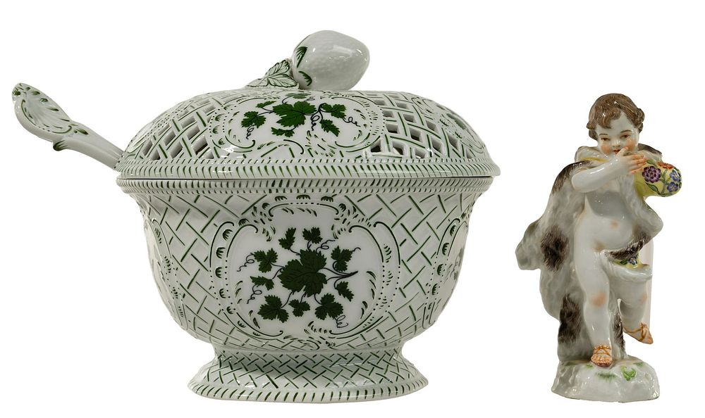 Lot 374: Meissen Porcelain Assortment
