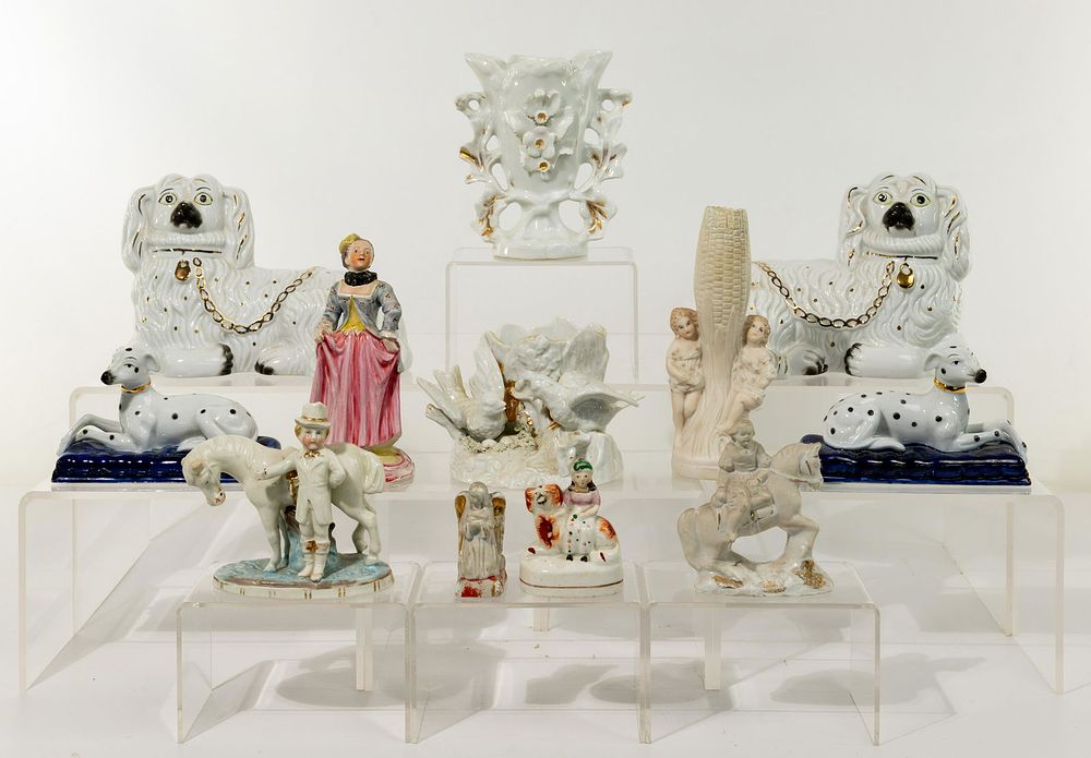 Lot 428: Porcelain Figurine and Vase Assortment