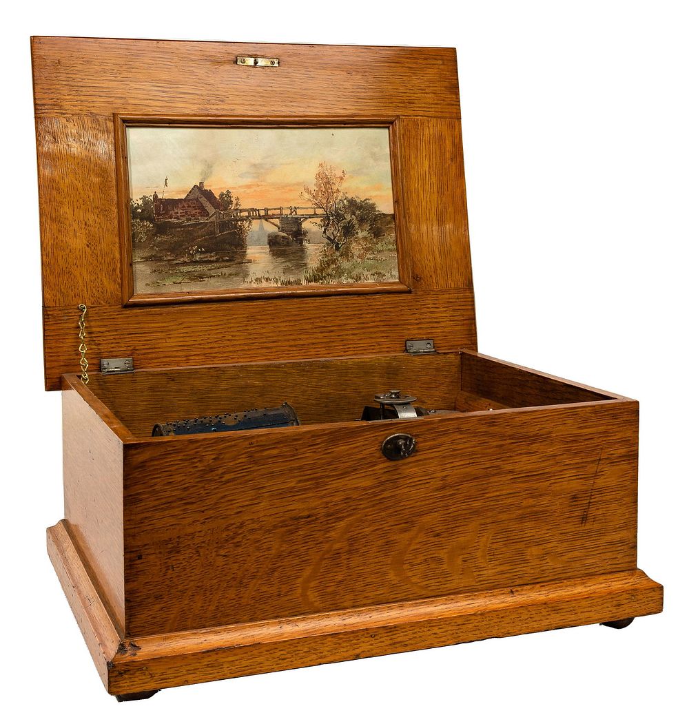 Lot 461: Capital Cuff Music Box