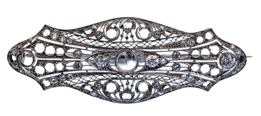 Lot 475: Platinum and Diamond Brooch
