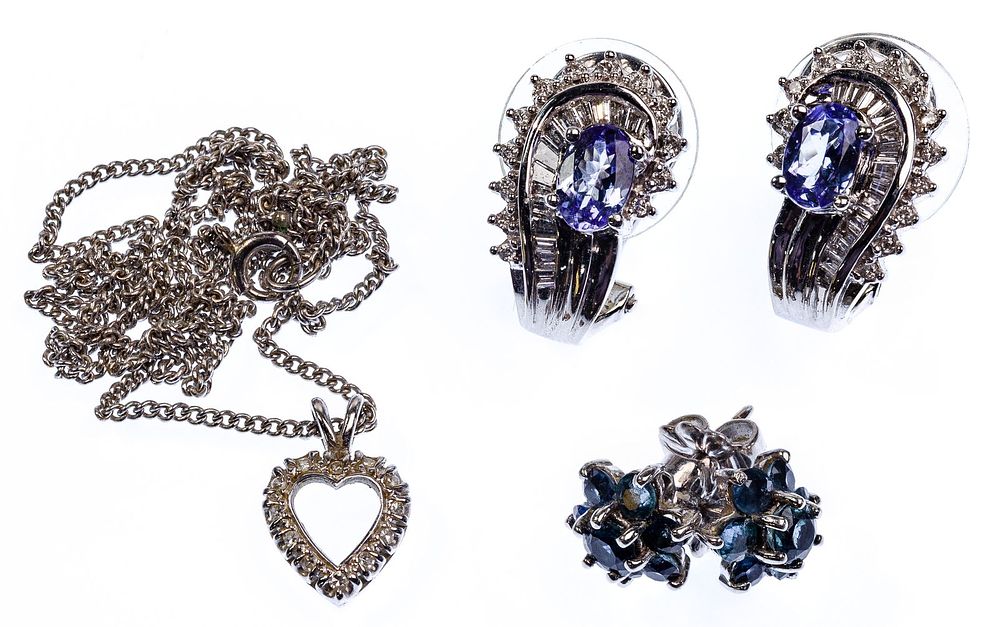 Lot 540: 14k White Gold Jewelry Assortment