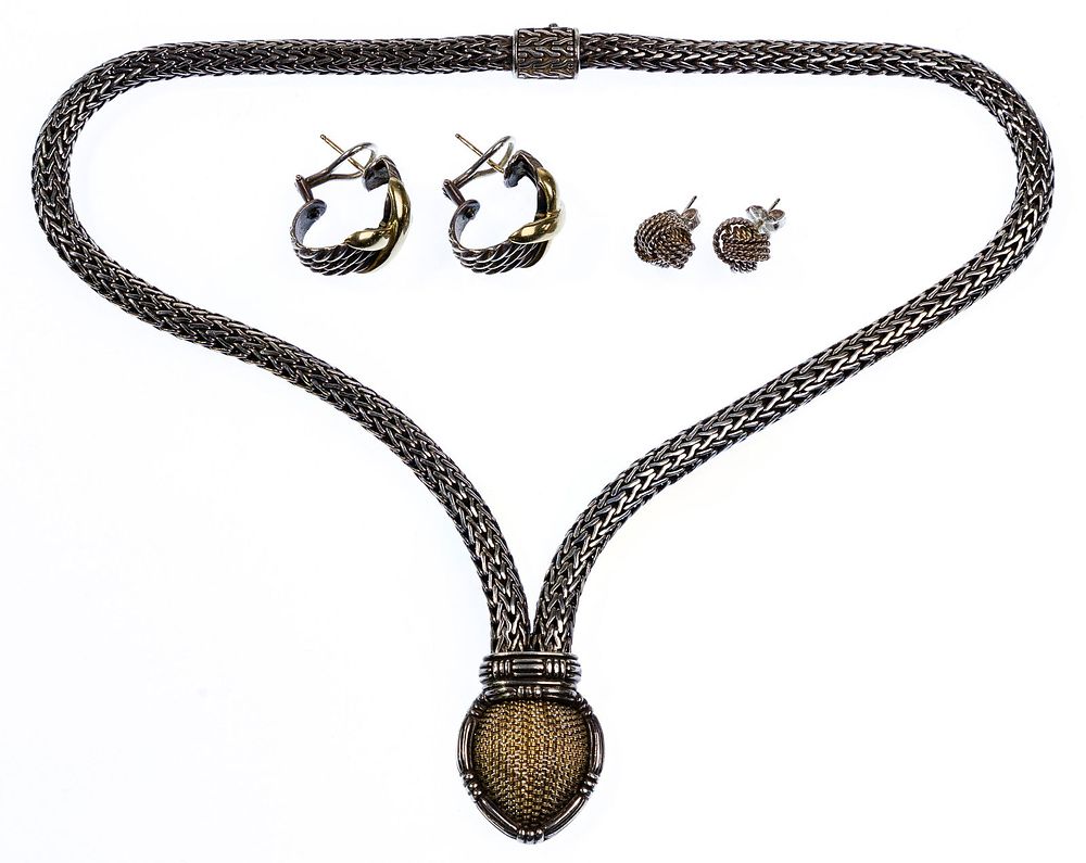 Lot 598: Gold and Silver Jewelry Assortment