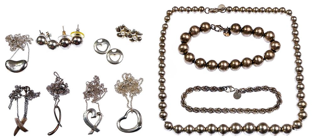 Lot 605: Tiffany & Co Jewelry Assortment