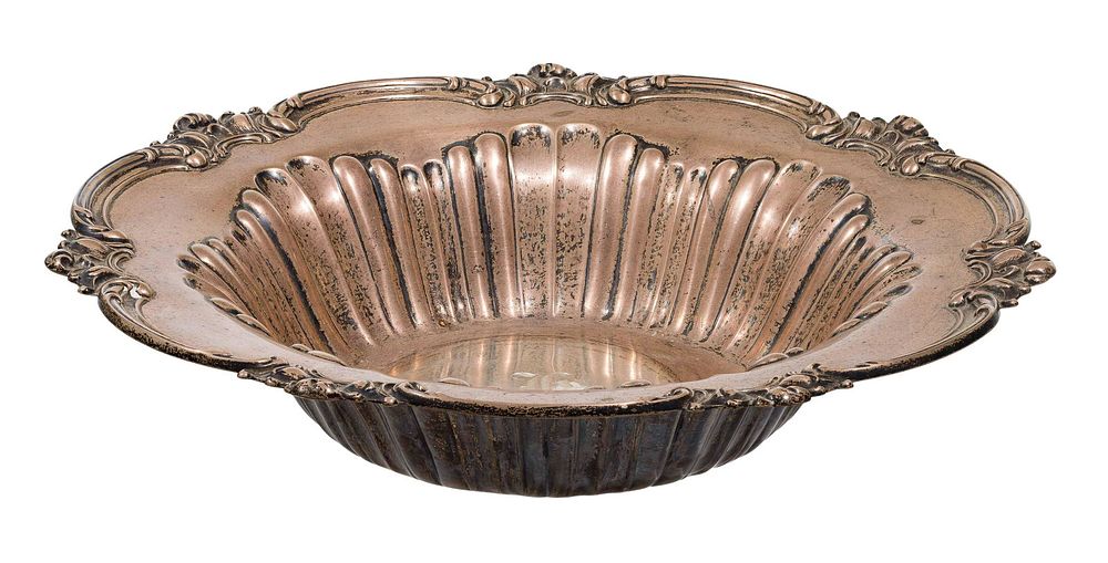 Lot 636: International Sterling Silver Center Bowl