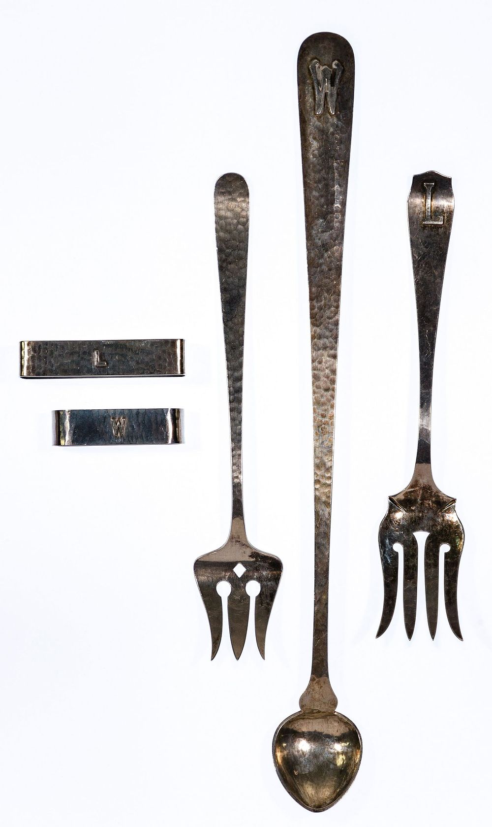 Lot 658: The Kalo Shop Sterling Silver Utensil Assortment