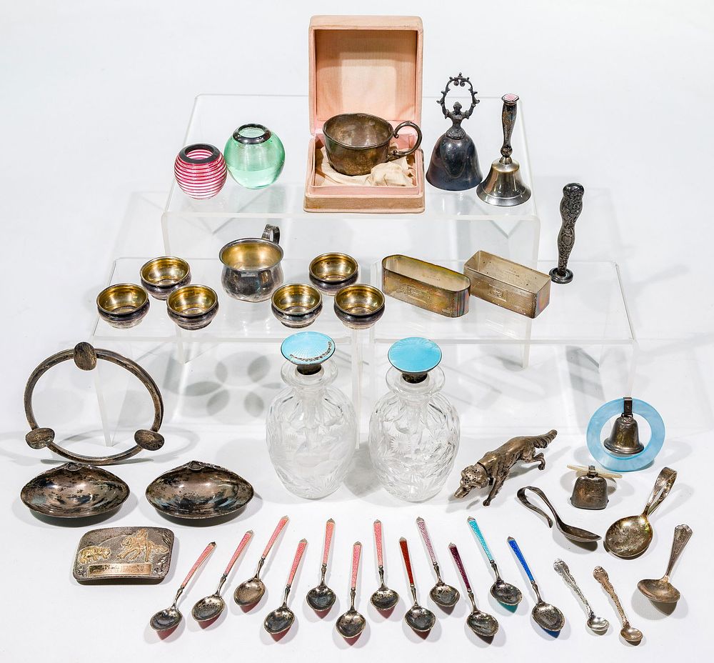 Lot 662: Sterling Silver Object Assortment