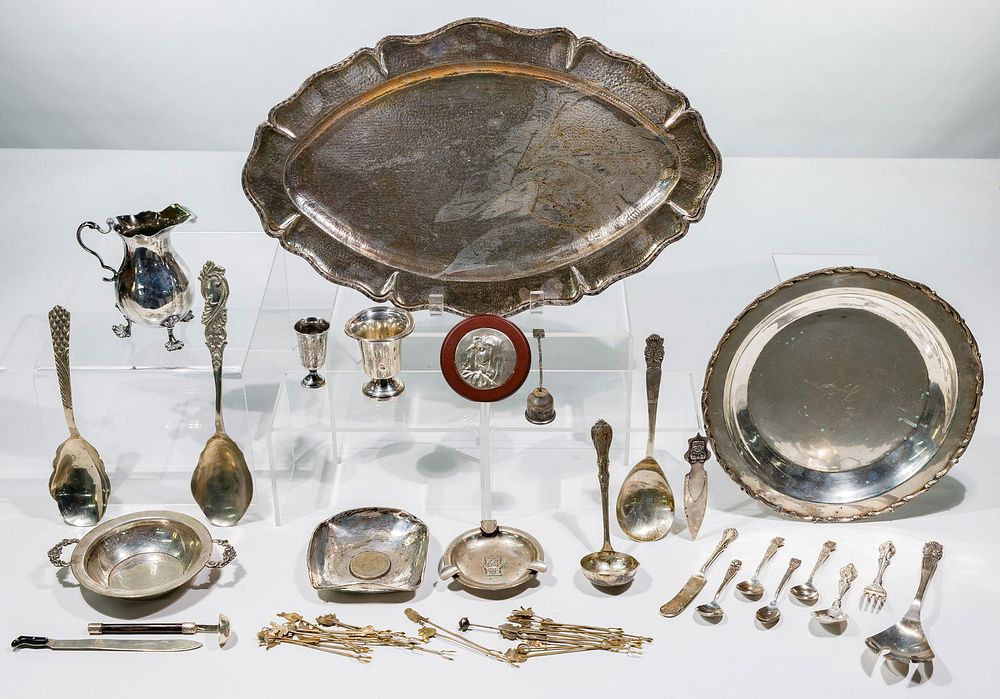 Lot 669: Sterling Silver and Coin Silver (900) Object Assortment
