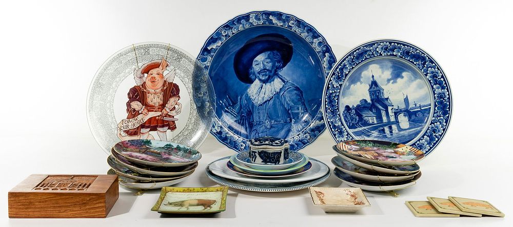 Lot 287: Decorative Plate Assortment