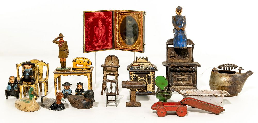 Lot 309: Cast Metal Toy Assortment