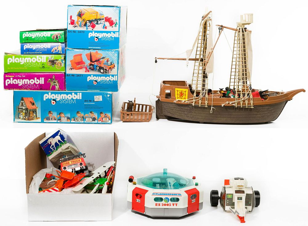 Lot 316: Playmobil Toy Assortment