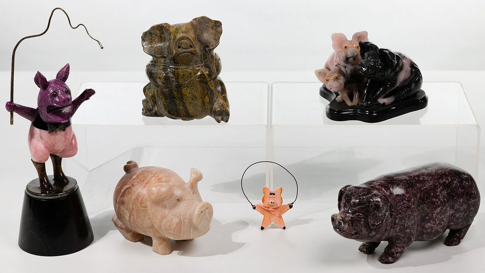 Lot 364: Pig Sculpture Assortment