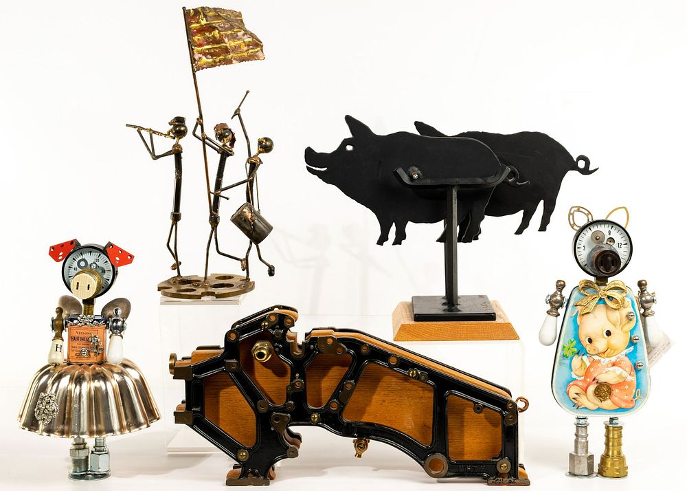 Lot 371: Steampunk Pig Assortment