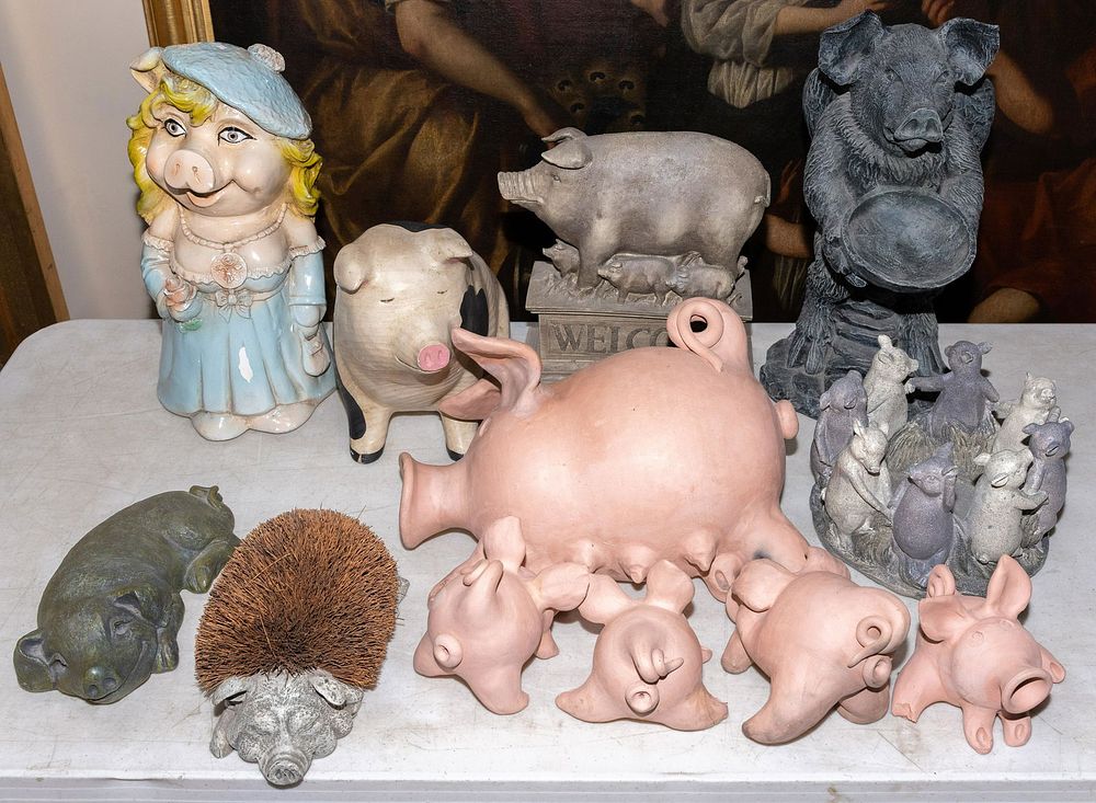 Lot 390: Pig Statue Assortment