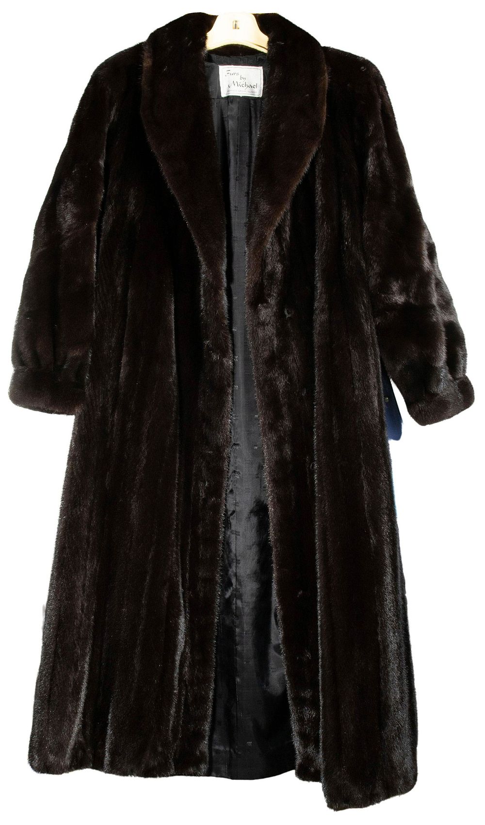 Lot 401: Mink Coat