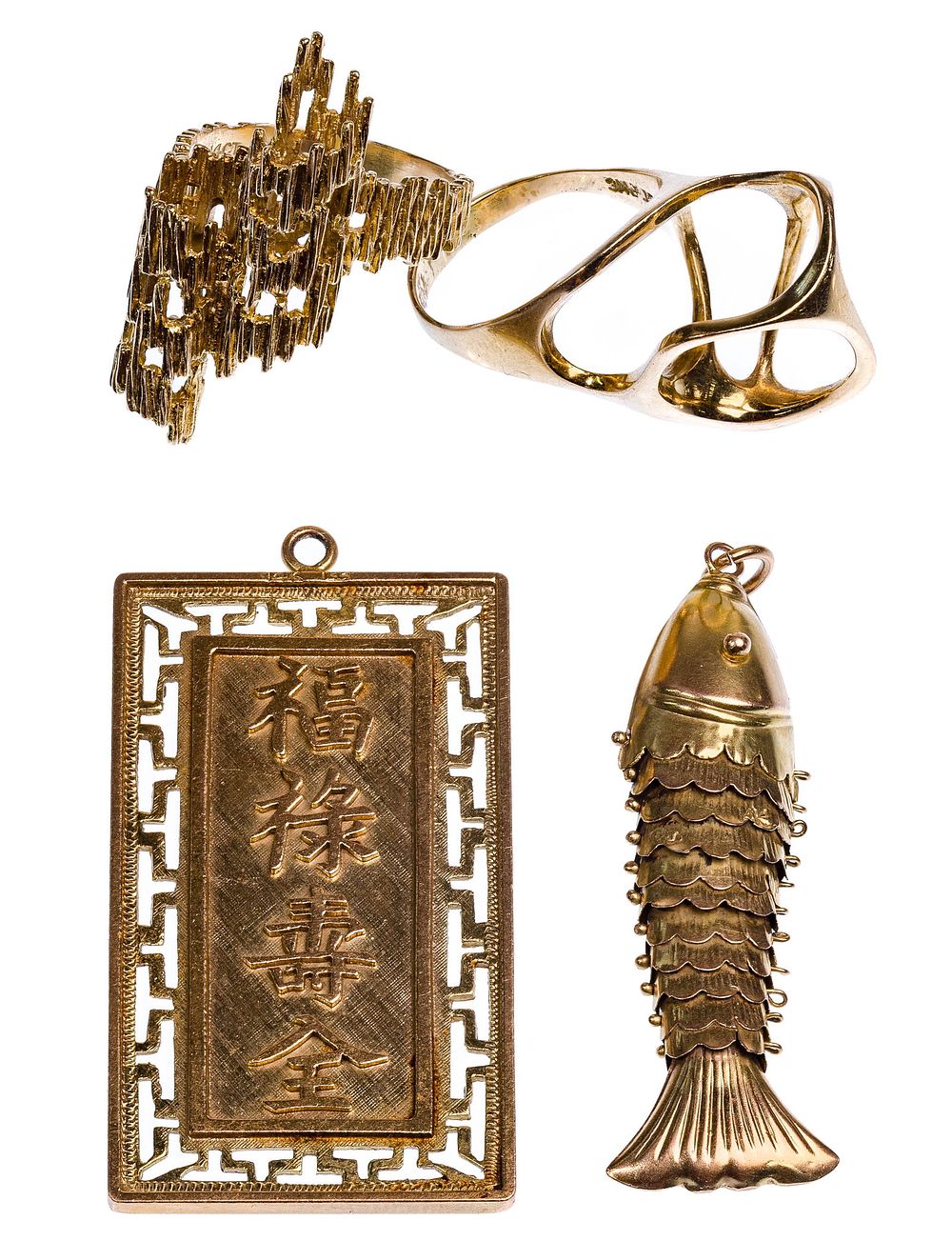 Lot 444: 14k Yellow Gold Jewelry Assortment