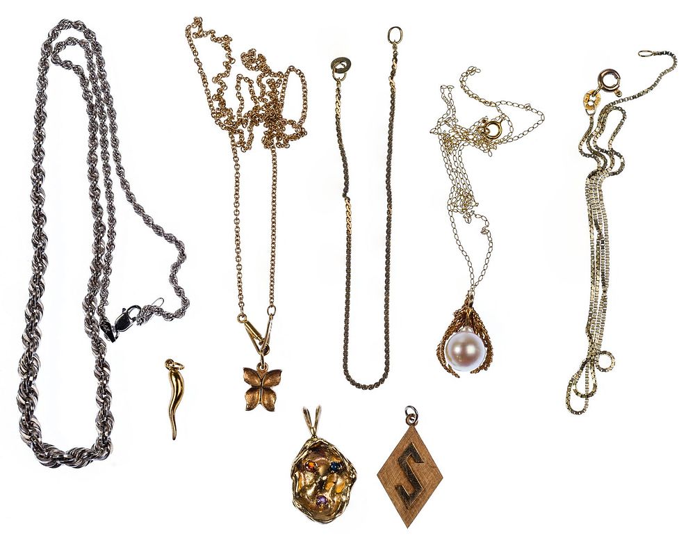 Lot 451: 14k Yellow and White Gold Jewelry Assortment