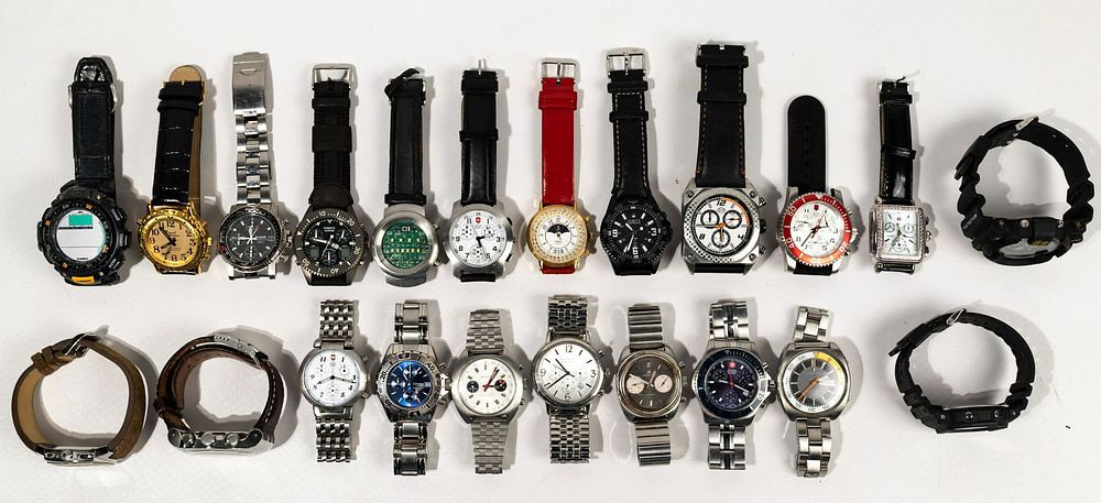 Lot 503: Chronograph Wrist Watch Assortment