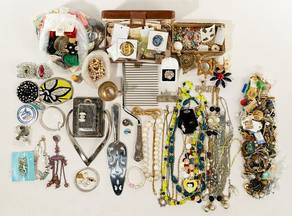 Lot 525: Gold, Sterling Silver and Costume Jewelry Assortment
