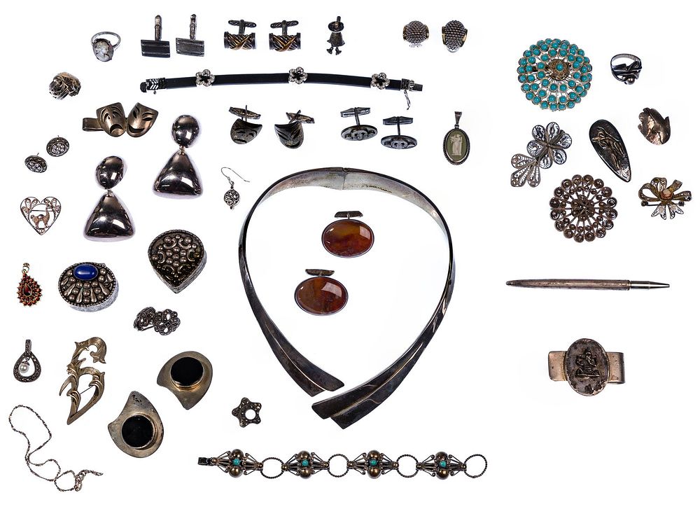 Lot 539: Sterling Silver Jewelry Assortment