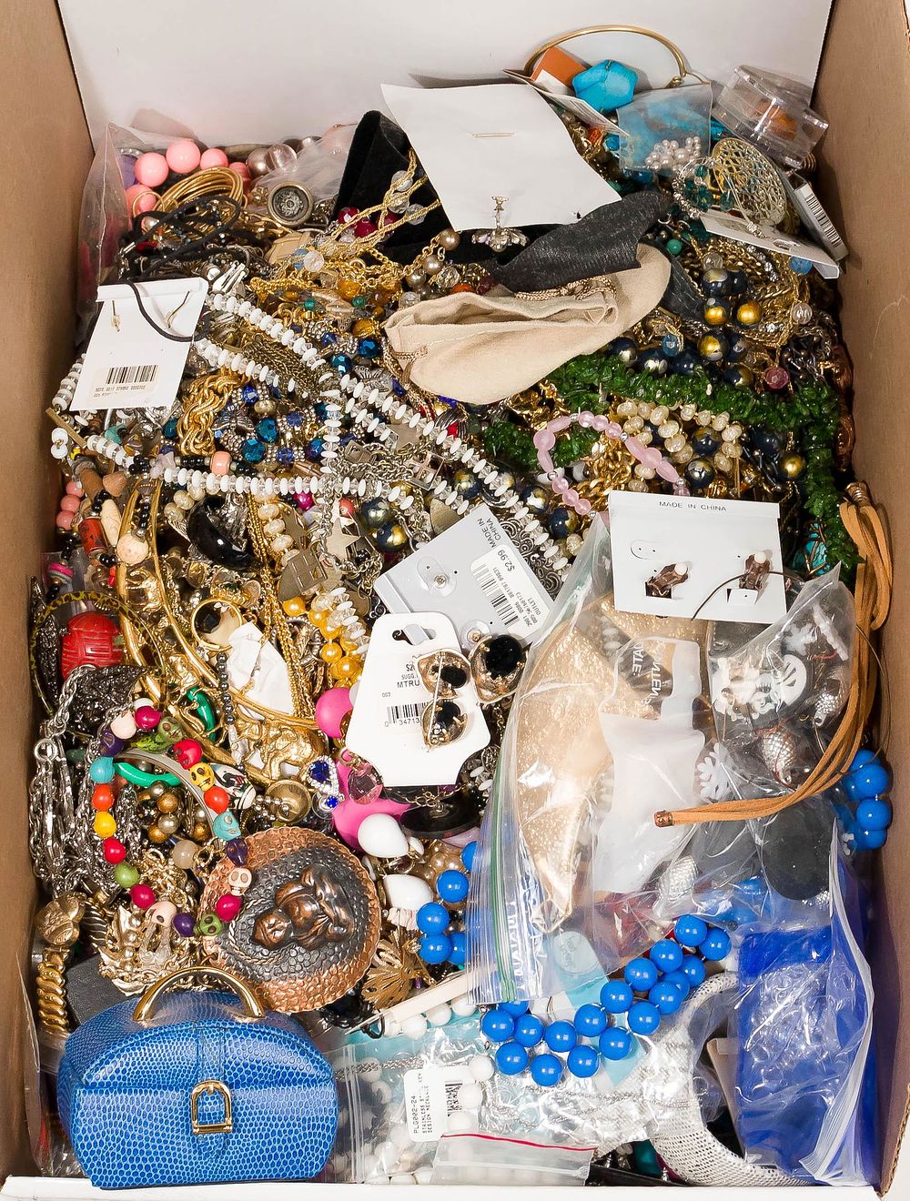 Lot 553: Costume Jewelry Assortment