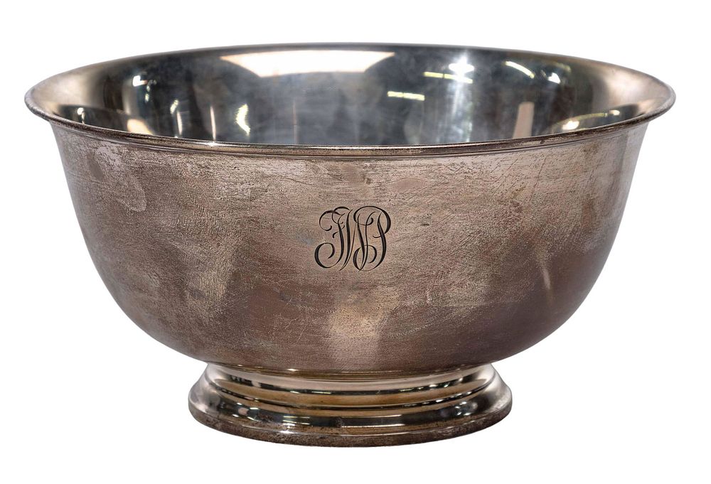 Lot 564: Tiffany & Co Sterling Silver Bowl