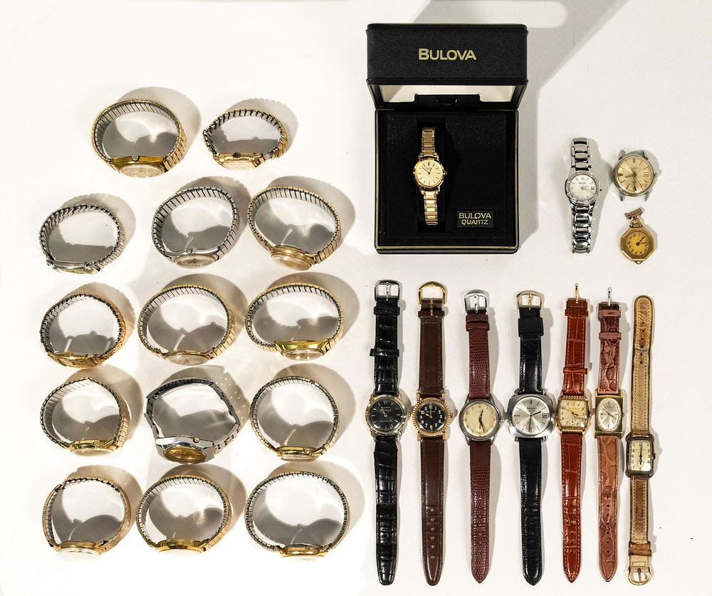 Lot 313: Bulova Wristwatch Assortment