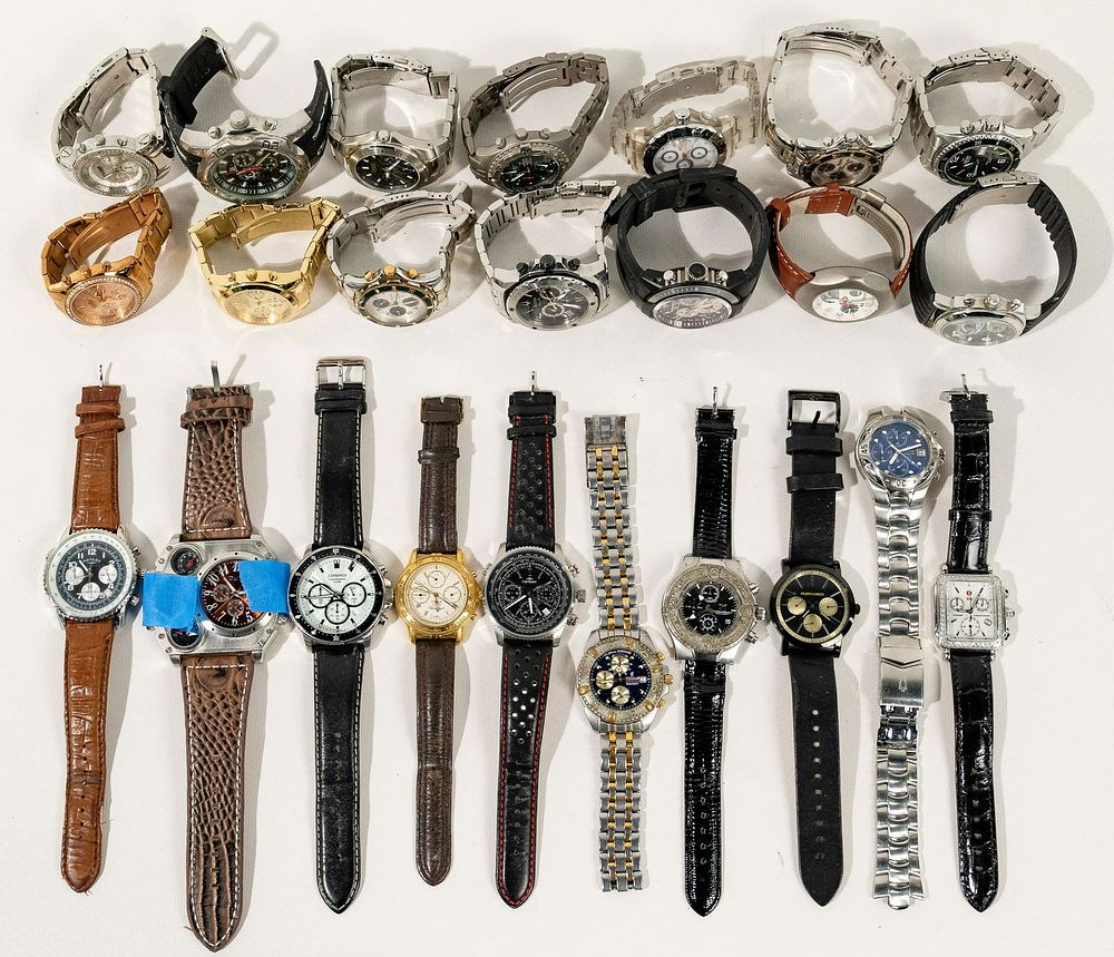Lot 316: Chronograph Wristwatch Assortment