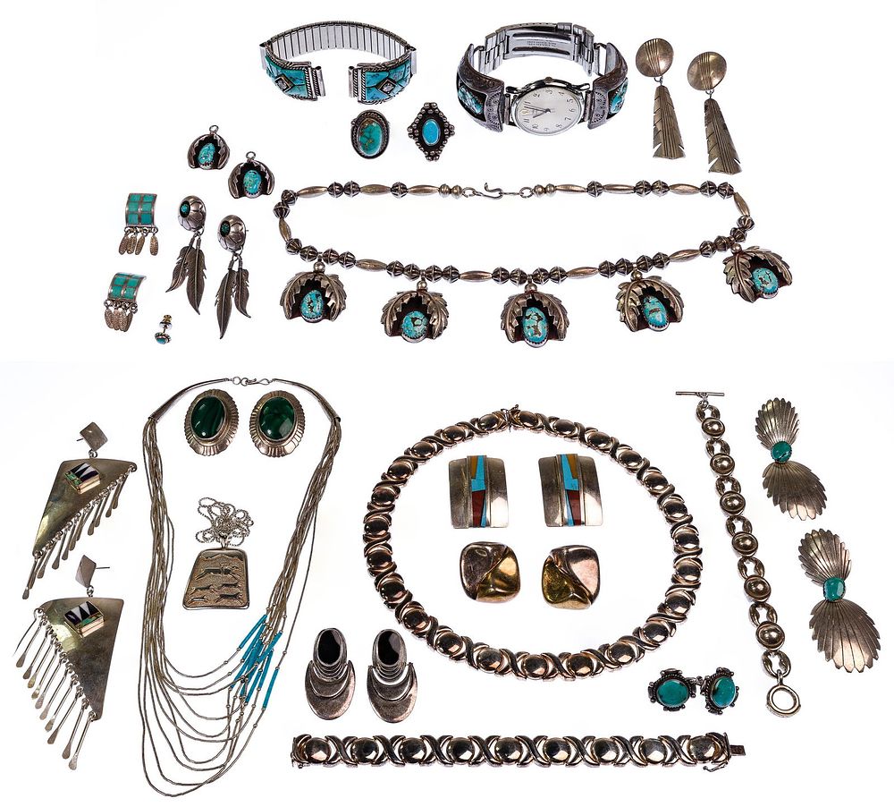Lot 352: Sterling Silver Jewelry Assortment