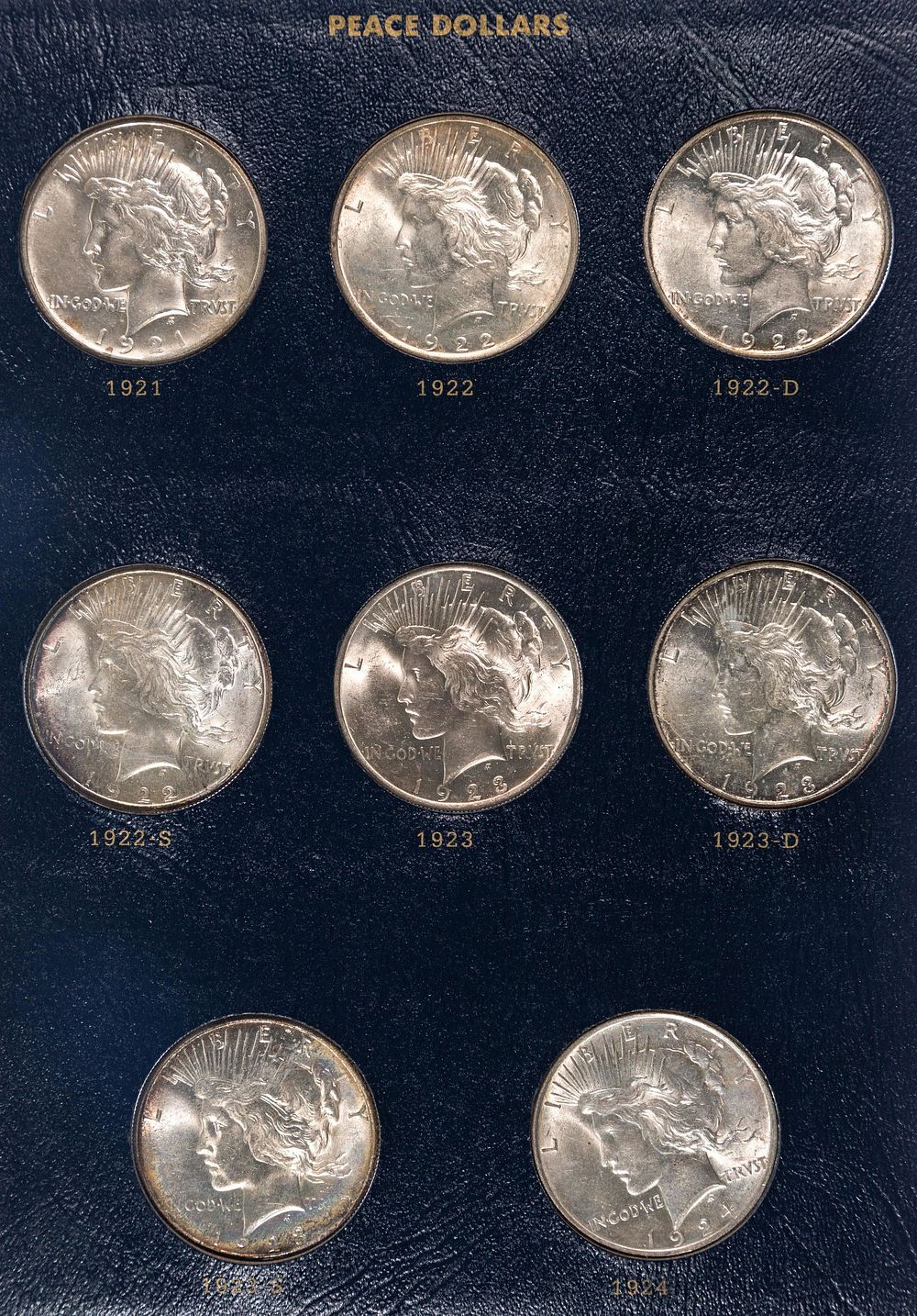 Lot 467: Peace $1 Complete Set