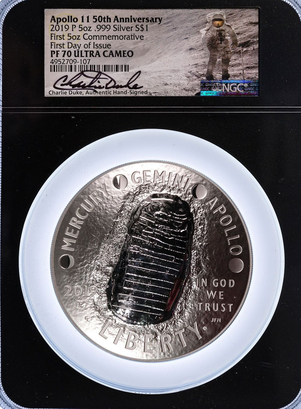 Lot 471: 2019 Apollo 11 50th Anniversary 5oz Silver $1 PF-70