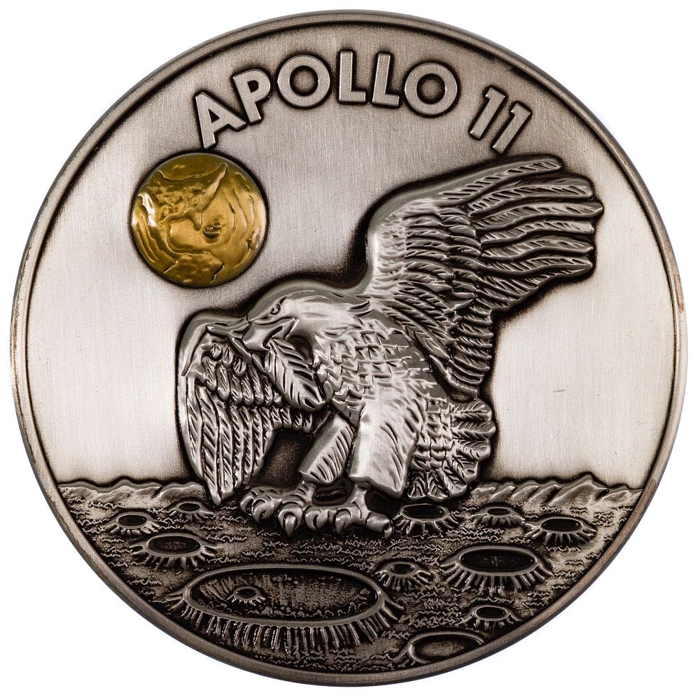 Lot 472: 2019 Apollo 11 50th Anniversary Silver Commemorative