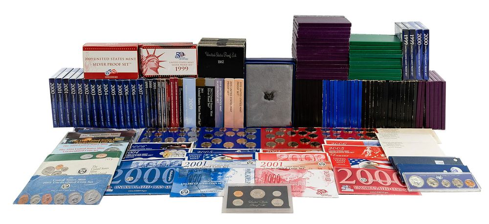 Lot 489: Proof and Mint Set Assortment