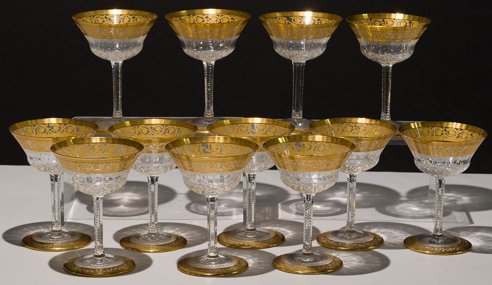 Lot 338: St. Louis 'Thistle' Crystal Collection