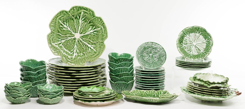 Lot 343: Majolica Bordella Pinheiro Cabbage Pottery Assortment