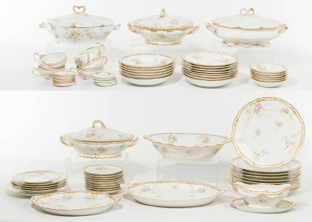 Lot 357: Haviland Limoges Porcelain China Assortment