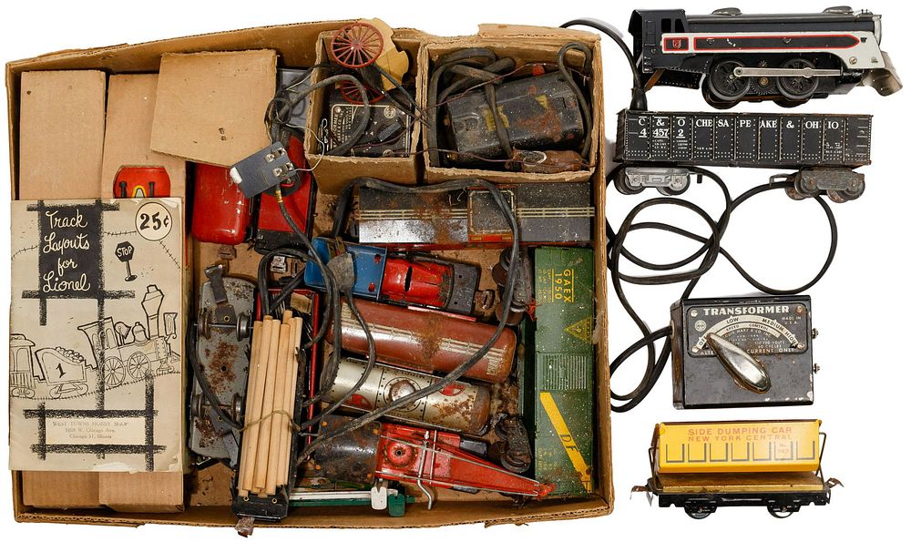 Lot 435: Marx Model Train in Box